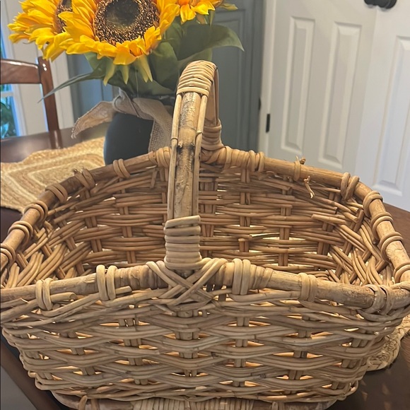 Other - Natural Woven Gathering Basket